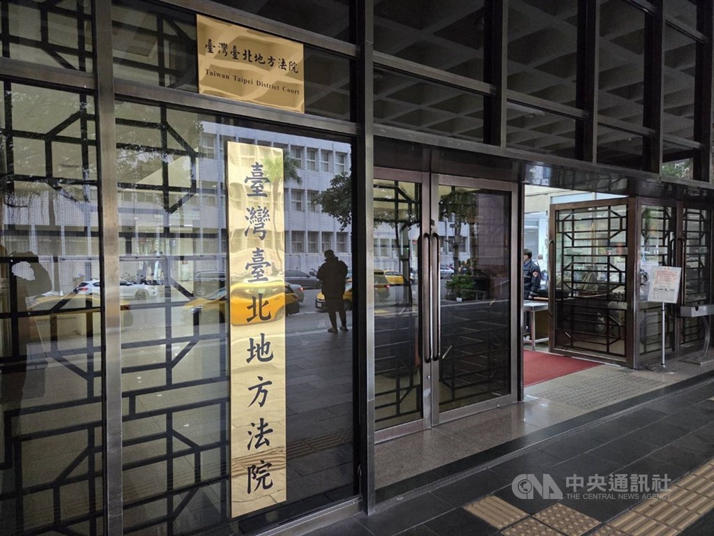 刑事局前副局長黃建榮涉恐嚇債務人 一審判刑7月