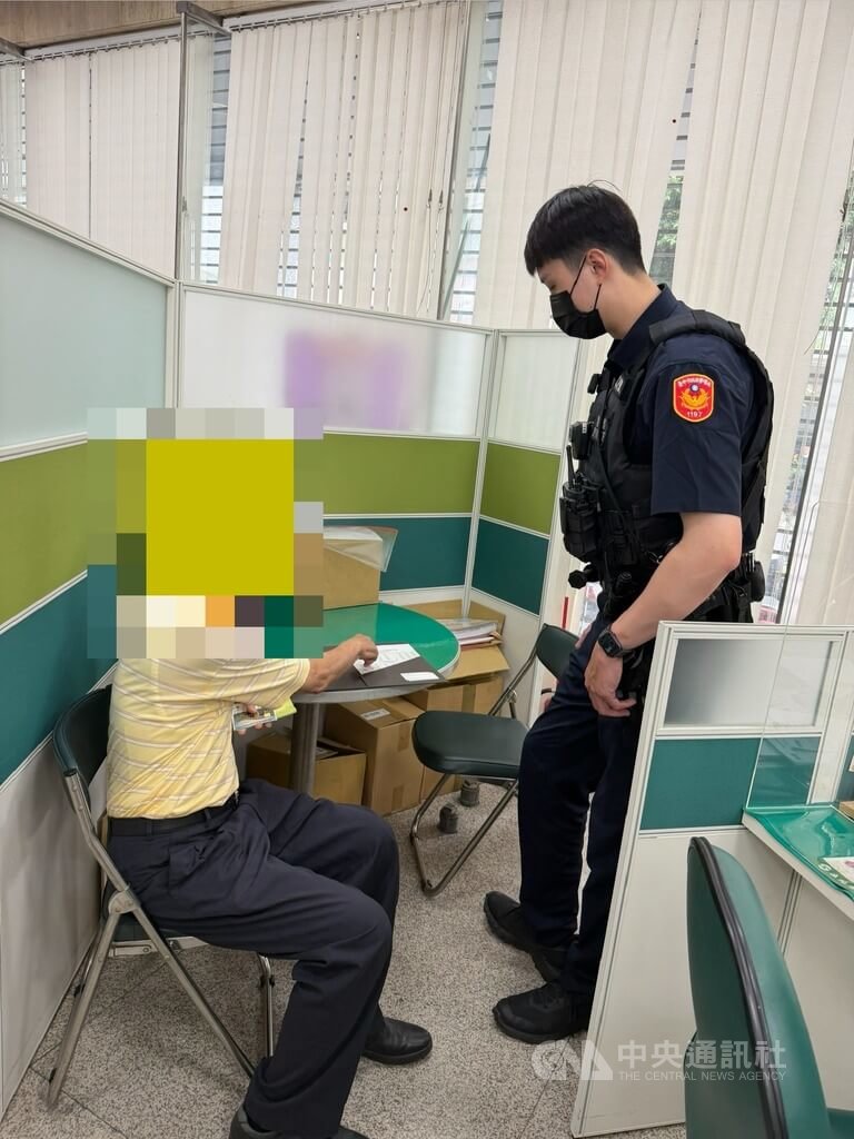 老翁股票解套投300萬買私募債 台中警銀聯手阻詐