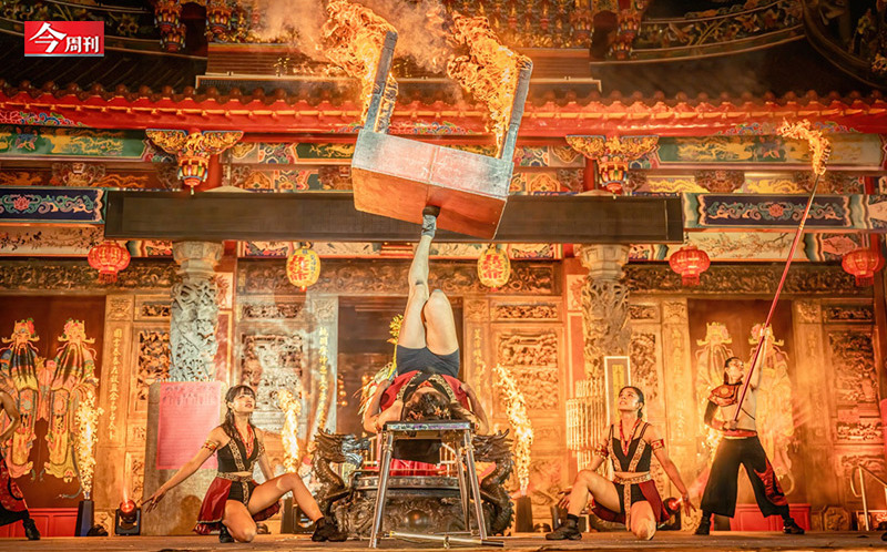 楊立微赤足火舞蹬起夢想！勇闖《英國達人秀》總決賽 苦藏23年汗與淚：我想一路舞到99歲
