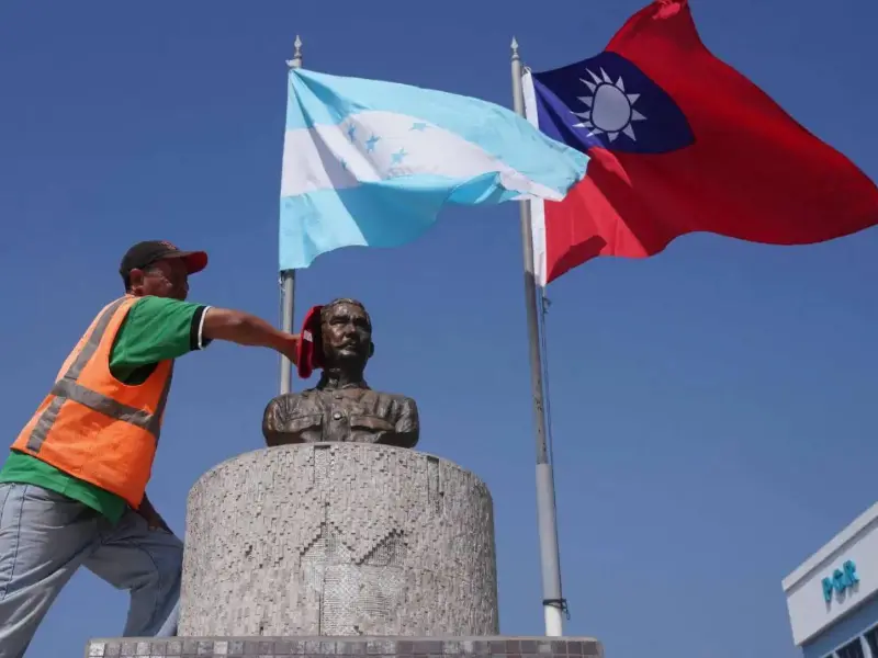中華民國前邦交國宏都拉斯日前遭踢爆，與我國斷交後還欠4億多美元（約新台幣133億元）債務尚未償還，而外交部表示將繼續追討相關債務。 圖：翻攝自 X @RadarAustral_