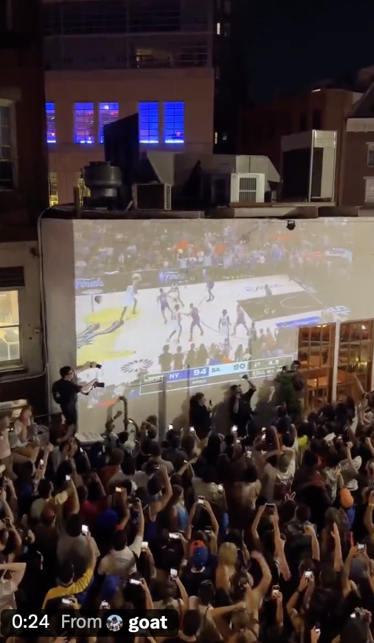 美國職籃（NBA）紐約尼克隊（New York Knicks）在東區決賽與總冠軍賽一路過關斬將，徹底點燃整座紐約市的狂熱。 圖：翻攝自＠efports