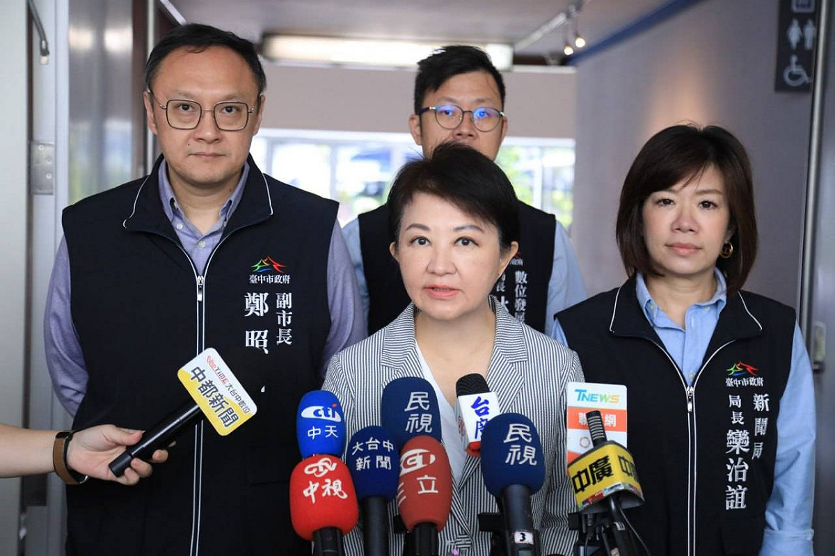 盧秀燕說：「所以當其他人願意幫忙，紛紛出去出訪的時候，總統應該心存感激，應該要鼓勵、應該要拜託他們，而不是封殺他們。因為封殺這些首長，就是封殺農民、就是封殺人民。」 圖：台中市政府/提供