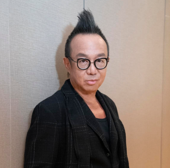 黃大煒在今年6月3日於夏威夷姊姊家中驟然離世。 圖：翻攝自黃大煒FB