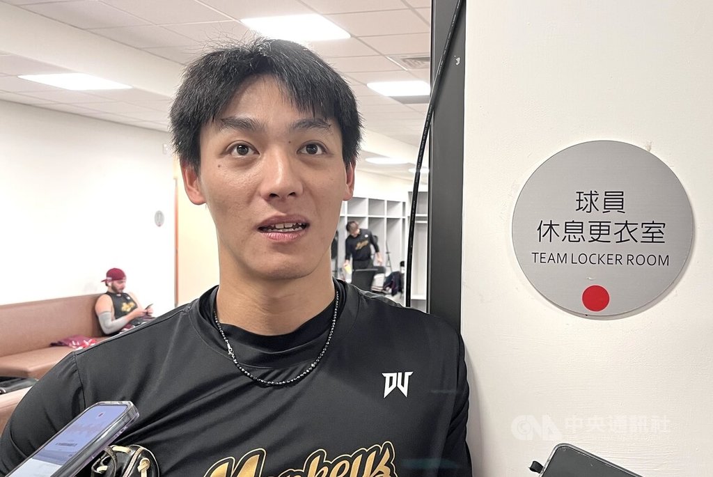 陳晨威升格當奶爸 笑談抱嬰初體驗：很緊張