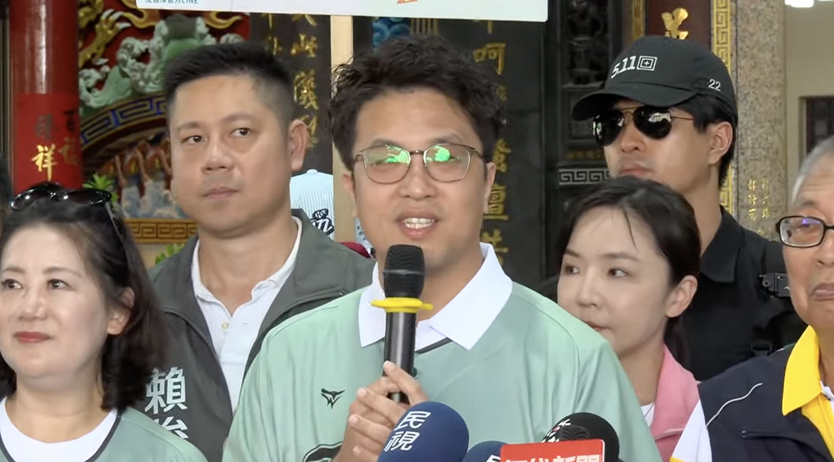 沈伯洋說，市府一直有在改善防暴雨的能力。 圖：翻攝自共訊