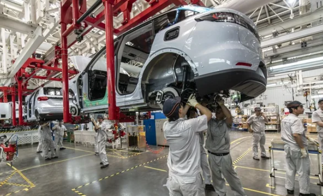 歐洲汽車市場在五月份持續受到電動化車款強勁需求的支撐，成功抵銷了傳統汽油與柴油車銷量的大幅衰退。 圖：翻攝自 Reddit