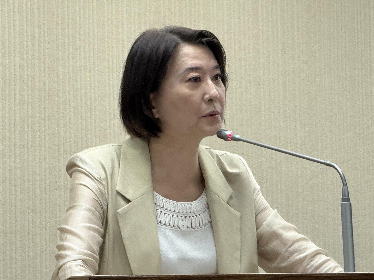 「靠北長官」爆台灣在泰國監聽中國 情報次長：不適合公開說明