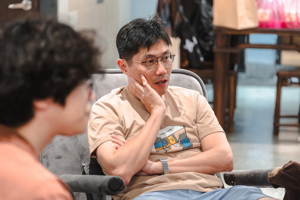 蘇巧慧和許多認識多年的音樂人相聚交流，希望藉此機會一同討論未來新北音樂產業的願景。 圖：蘇巧慧辦公室提供
