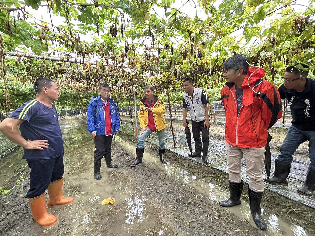 6月豪雨連連造成屏東農損，屏縣府爭取農業部天然災害救助全品項免勘。 圖：屏東縣政府/提供