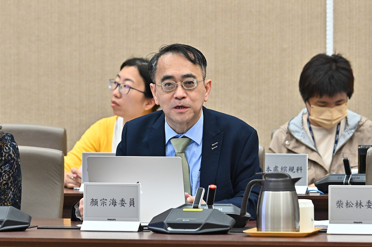 消費者保護會委員、林口長庚紀念醫院臨床毒物中心主任顏宗海。 圖：行政院提供