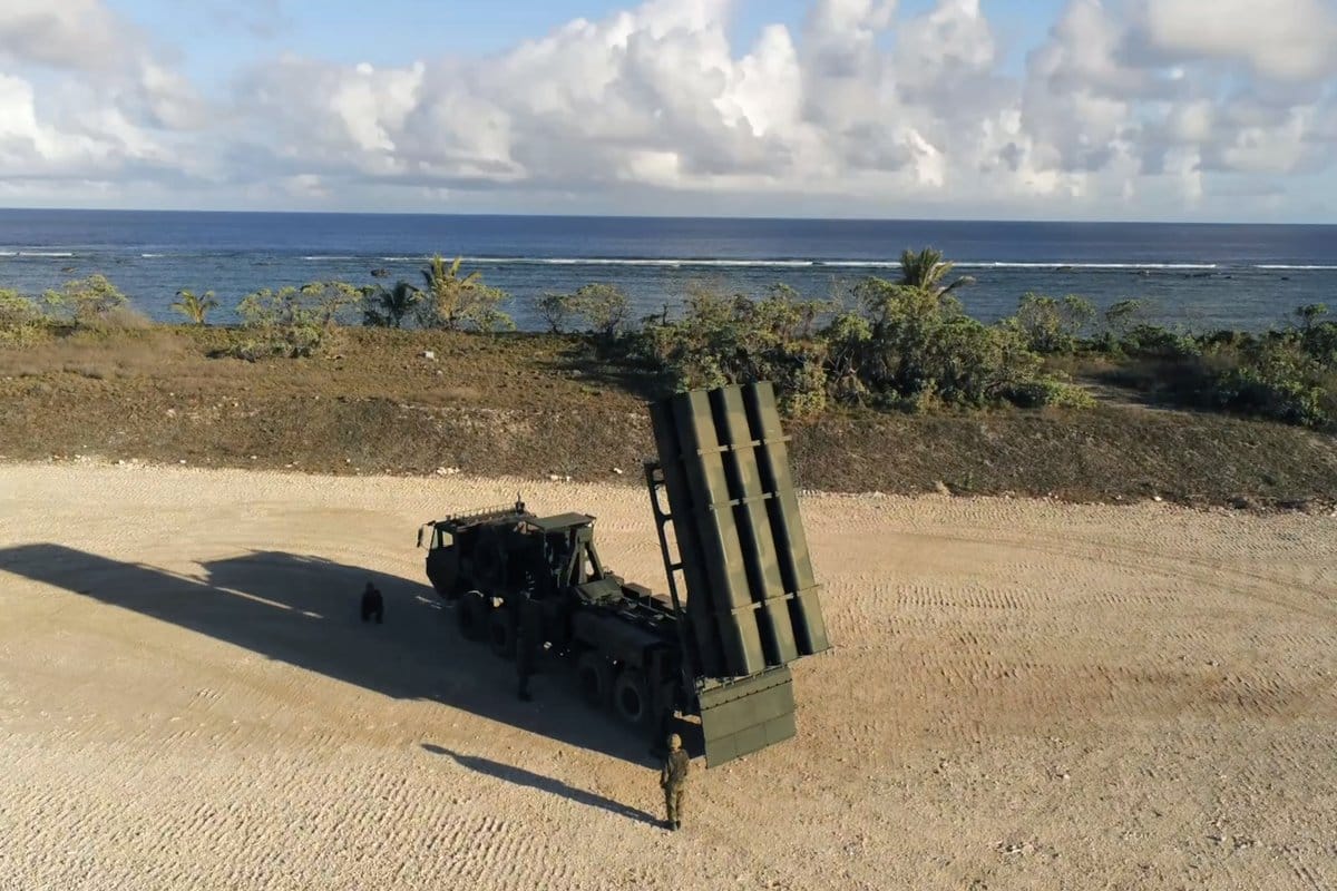 日本陸上自衛隊現役12式地對艦誘導彈部署南鳥島訓練場，將測試該訓練設施可用性。 圖：翻攝「X」@JGSDF_pr