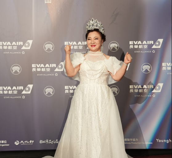 星光大道部分，最高點落在睽違28年入圍的白冰冰星光紅毯受訪，收視2.52，共53萬7千人收看。 圖：公視／提供