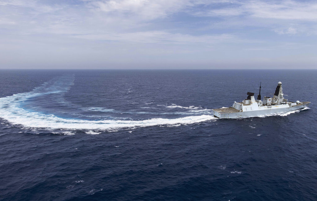 英國海軍將打造首批「混合戰艦」，以整合空中、海上及海下無人系統，提供更具韌性的空防戰力，並取代現役6艘45型（Type 45，如圖）防空驅逐艦。 圖：英國國防部提供