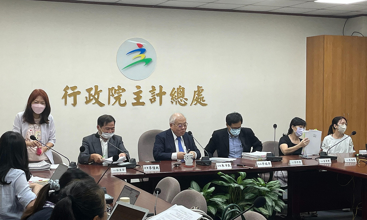 主計總處每月公布消費者物價指數（CPI），但現行統計未直接納入房價，引發是否足以反映民眾居住成本的討論。 （圖：行政院主計總處）（資料照片）