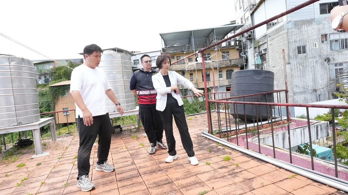何欣純視察和平區梨山衛生所修繕後現況。 圖：何欣純辦公室/提供