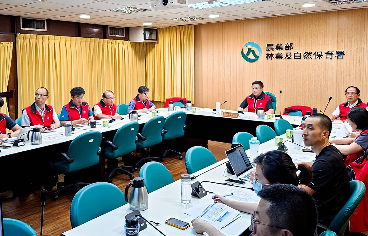 農業部萬里溪堰塞湖災害緊急應變小組會議。 圖：農業部／提供