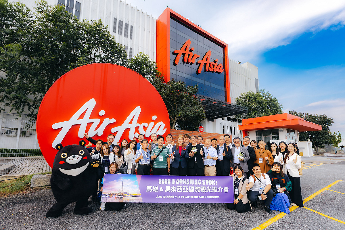高雄國際觀光隊拜會AirAsia亞洲航空RedQ總部。 圖：高雄市觀光局/提供