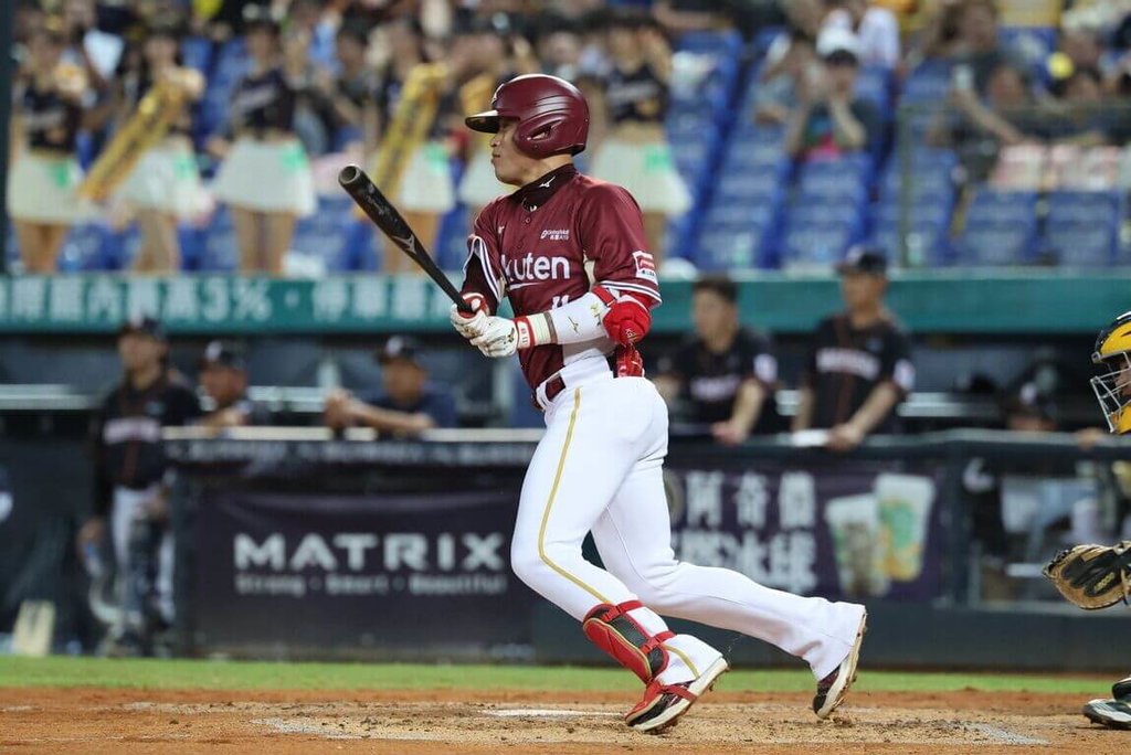 中華職棒樂天桃猿隊2日在台中洲際球場以9比6擊敗中信兄弟隊，桃猿林泓育（圖）單場4安猛打賞，貢獻3分打點。（樂天桃猿隊提供）中央社記者蘇志畬傳真　115年7月2日