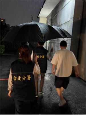曾創辦國內知名連鎖燒肉餐飲集團的王姓男子，因積欠民國97年度綜合所得稅、營業稅及健保費，金額逾新台幣6,500萬元，台北地方法院於今年6月間裁定管收。 圖：法務部行政執行署台北分署/提供
