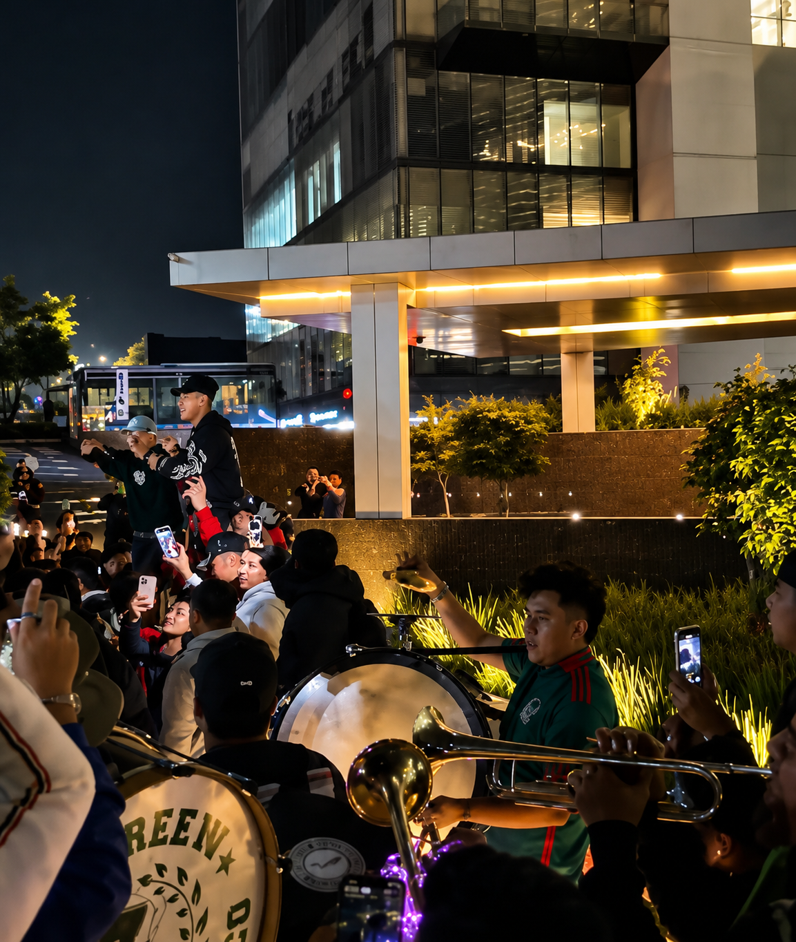 墨西哥為了發揮「主場優勢」，特別到英格蘭下榻酒店演奏干擾球員睡覺。 圖：翻攝自Ｘ