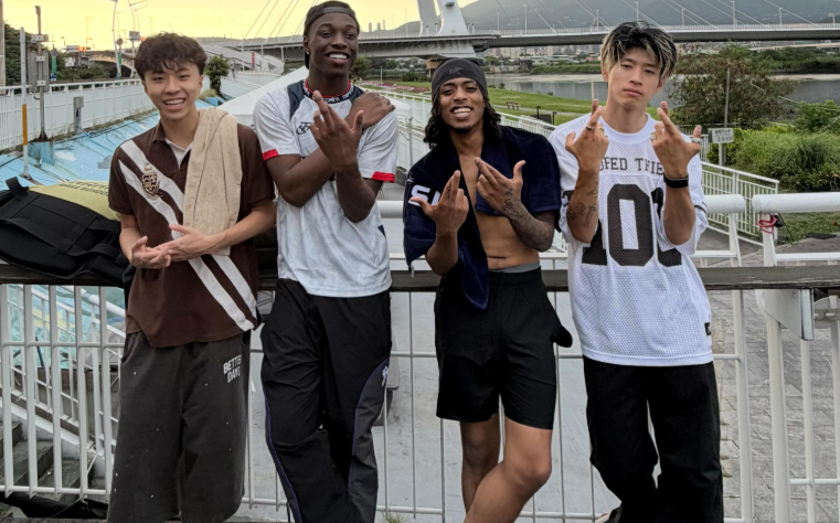 (影)最強高中生Ray霸氣挺台！吐槽好友Joey有包袱 網讚：最強外交官