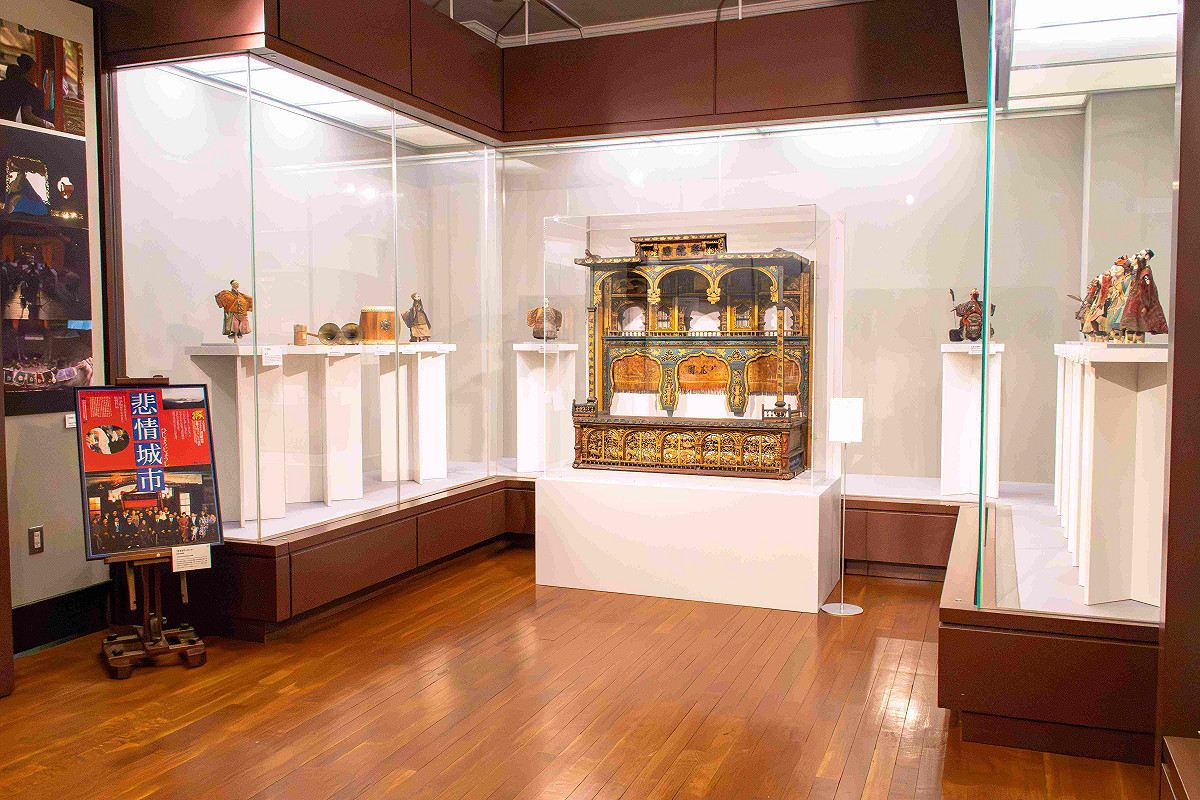 《臺灣布袋戲展》展場一景 早稻田大學坪內博士紀念演劇博物館提供