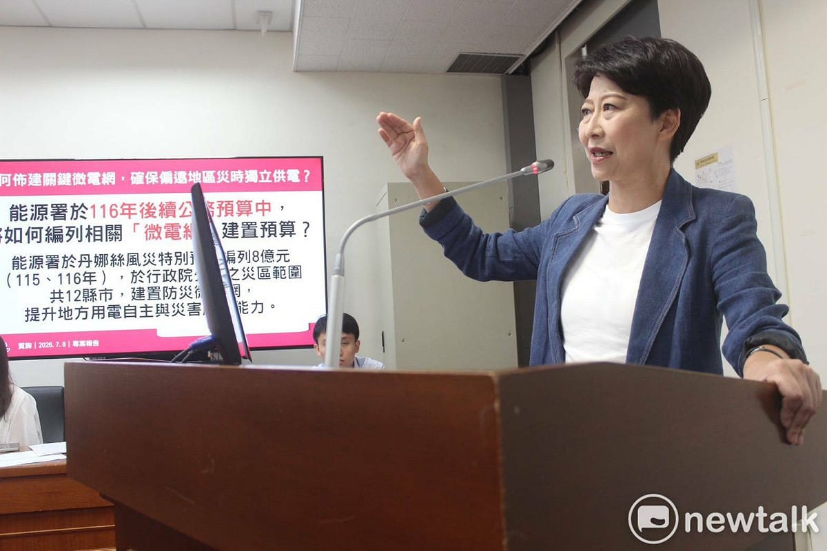 立法委員陳亭妃於立法院經濟委員會提出強力質詢，針對 0626 豪雨重創台南太乙與保安工業區一事，向經濟部長龔明鑫表達地方災民與廠商的怨氣。 圖：陳亭妃服務處提供