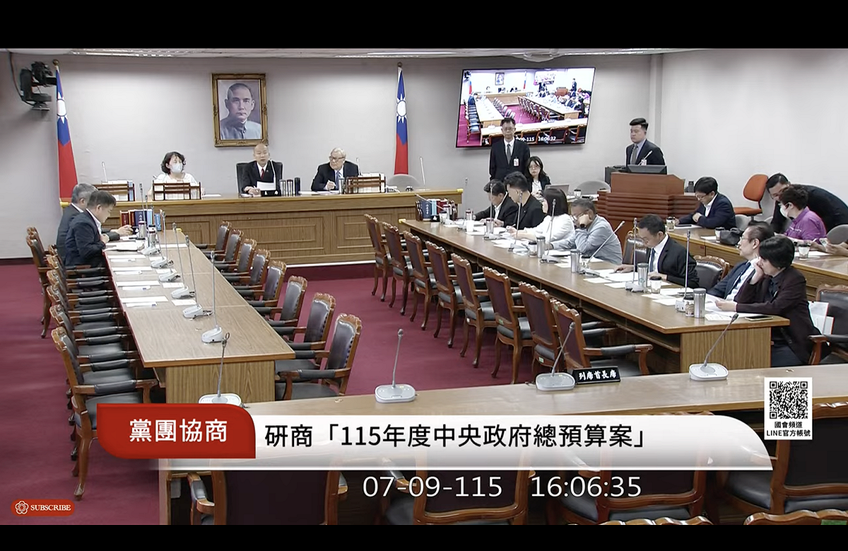 憂巴威颱風擾亂藍公投案 韓國瑜：傅總召開會初一十五不一樣