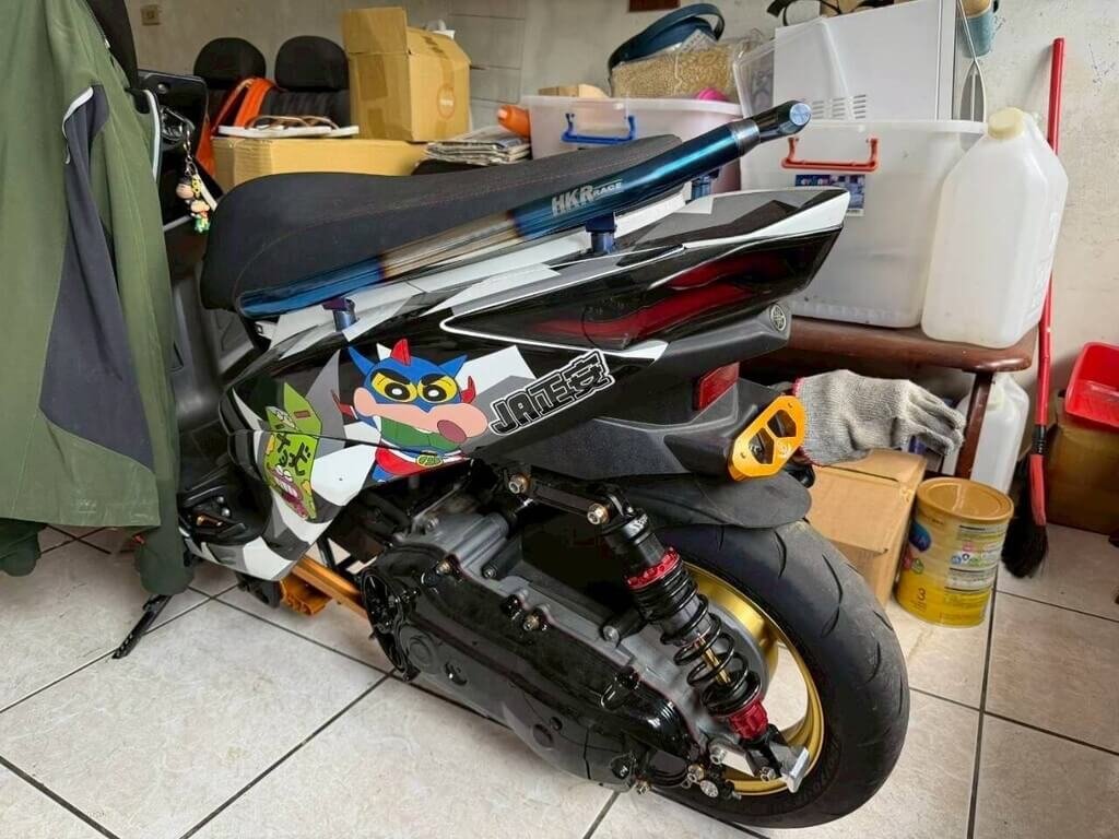 桃園陳姓男子組織飆車集團，在蘆竹區長興路上併排危險駕駛、競速，桃園地檢署偵結起訴18人，並沒收相關車輛。（桃檢提供）中央社記者葉臻傳真　115年7月14日