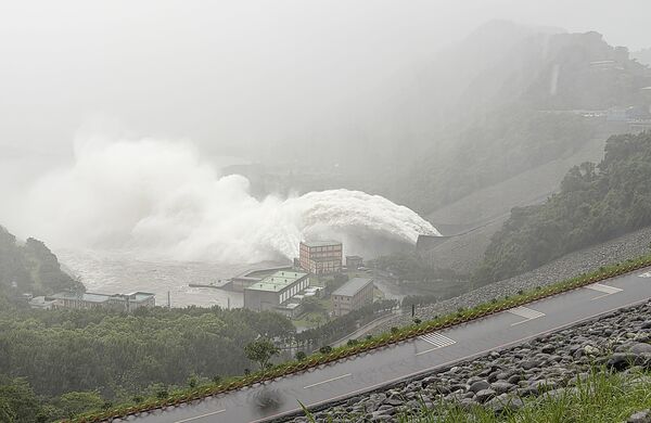 北水分署表示，巴威影響期間，石門水庫集水區累計降雨量434毫米，總入流量達2.48億噸。 圖：北水分署／提供