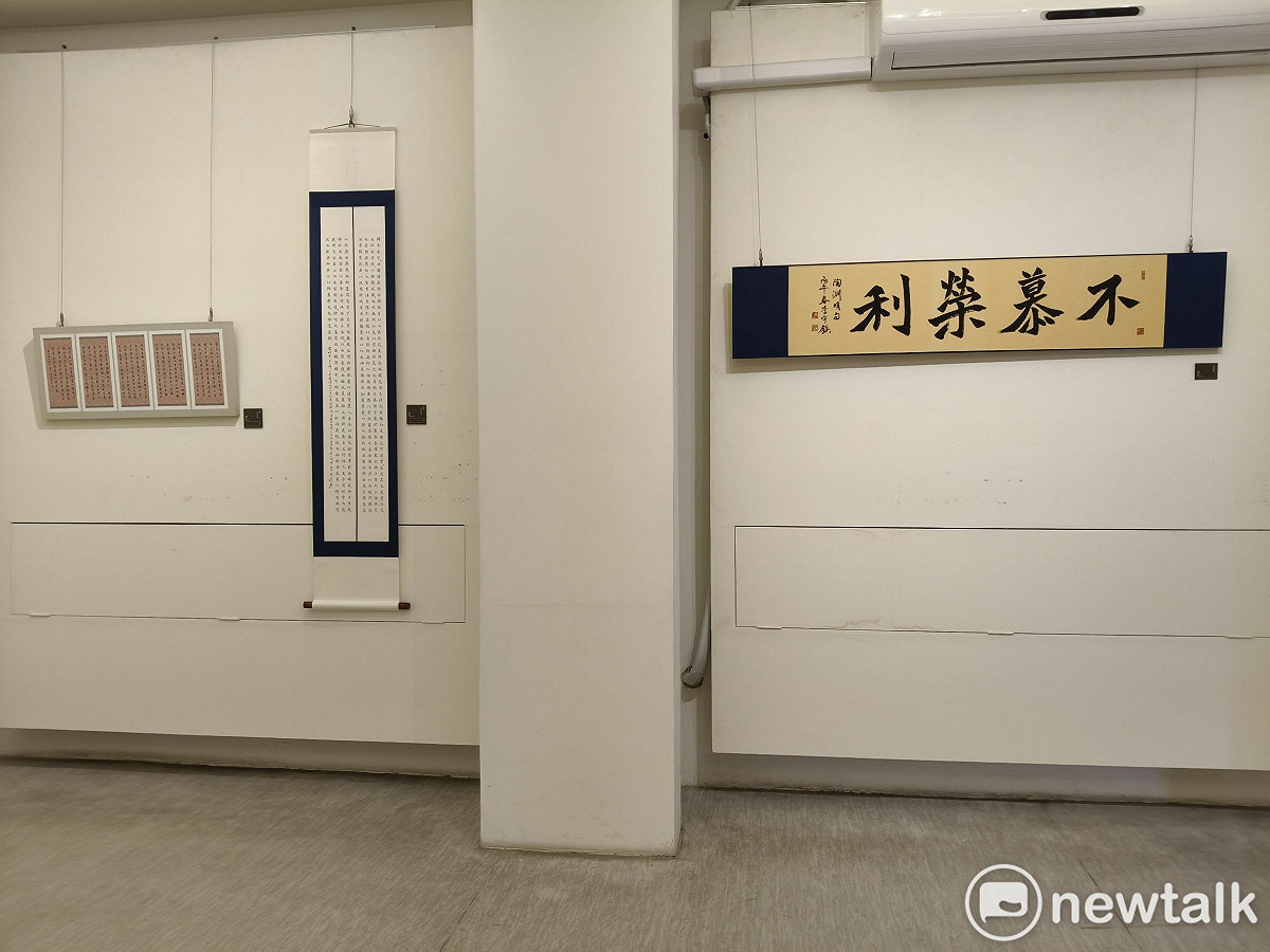 長期深耕書法教學的「雲心草堂」，特自7/16至 8/6在明宗書法藝術館舉辦「楷法無欺 雲心草堂師生書法展」，透過多元書體與創作形式，完整呈現學員從楷書扎根、進而拓展各體的學習歷程，也為當前書法教育提供一個可行的實踐模式。 圖：黃博郎／攝