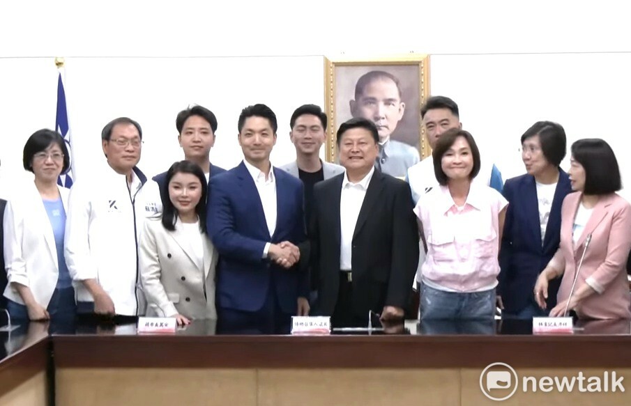 台北市長蔣萬安與國民黨立法院黨團會面，商討致癌油事件對策。 圖：黃建豪/攝