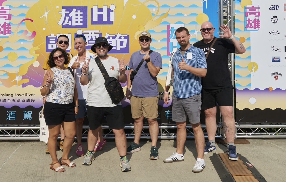 高雄雄Hi調酒節吸引在台外國人到場。 圖：高雄市觀光局/提供
