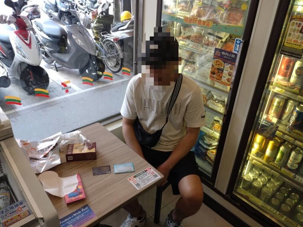 台中市警察局設置2240阻詐通報點，目前超商已成為警方協力阻詐前線友軍，1.5個月成功阻止69件詐騙案，攔阻新台幣5986萬元。（民眾提供）中央社記者趙麗妍傳真　115年7月18日