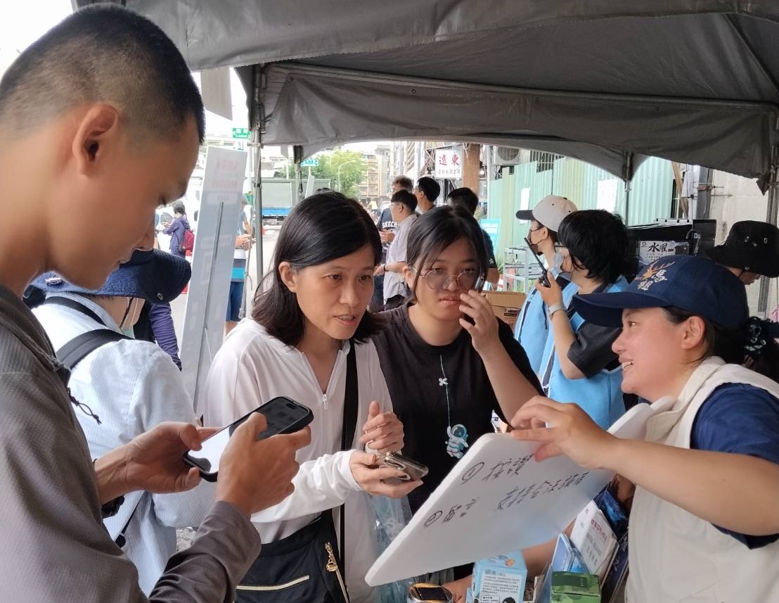 為了讓民眾親身感受馬祖戰地文化，連江縣交旅局特別推出「馬祖召集令」互動體驗。 圖：連江縣交通旅遊局/提供