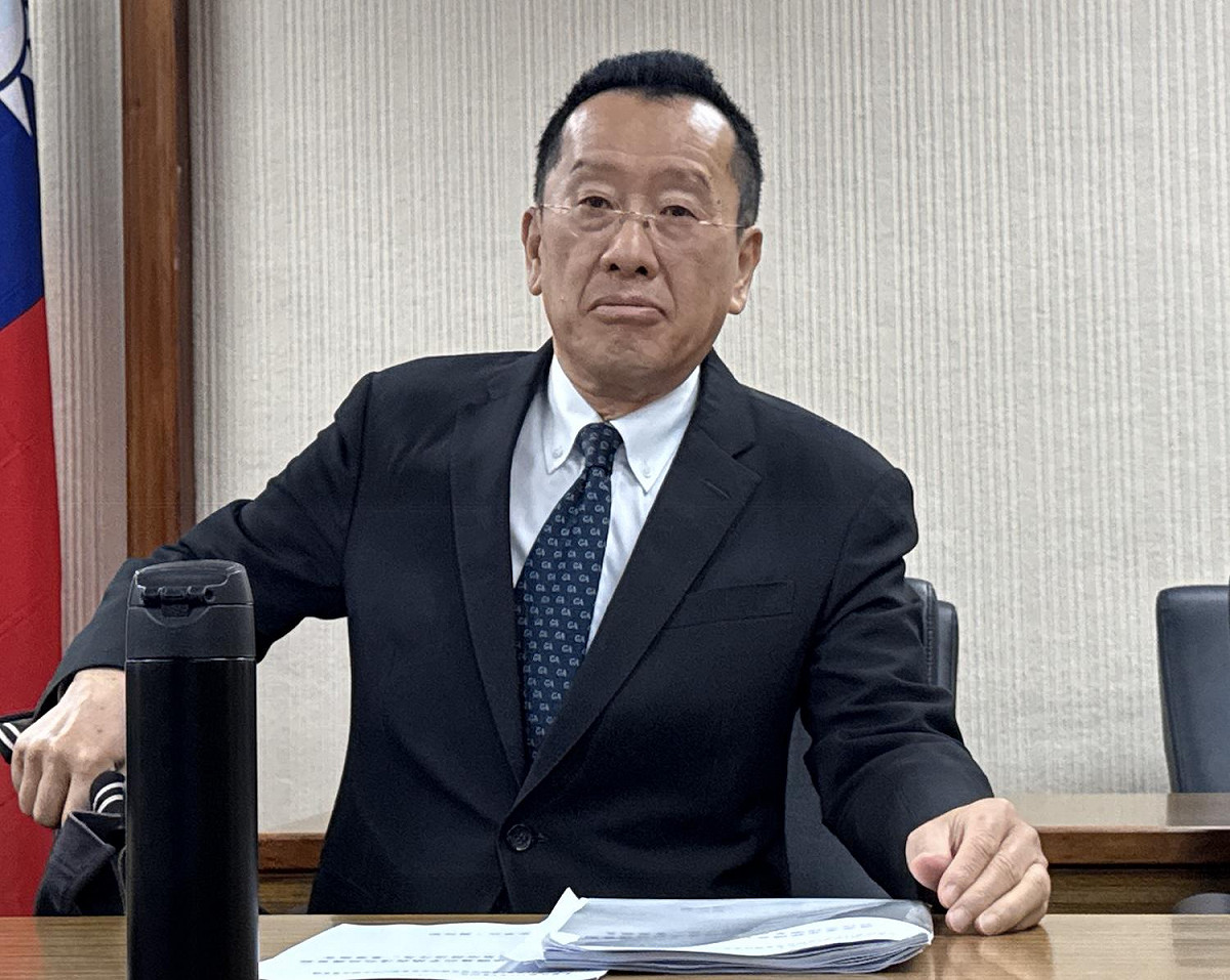 漢光演習14縣市行動網路降載 顧立雄：考驗國軍指管通訊備援