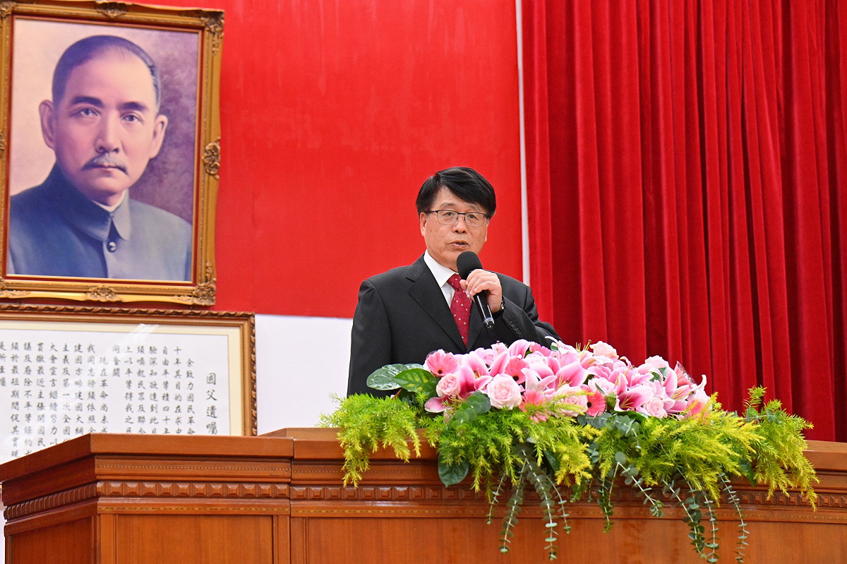 中央選舉委員會游盈隆主任委員。 圖：行政院提供