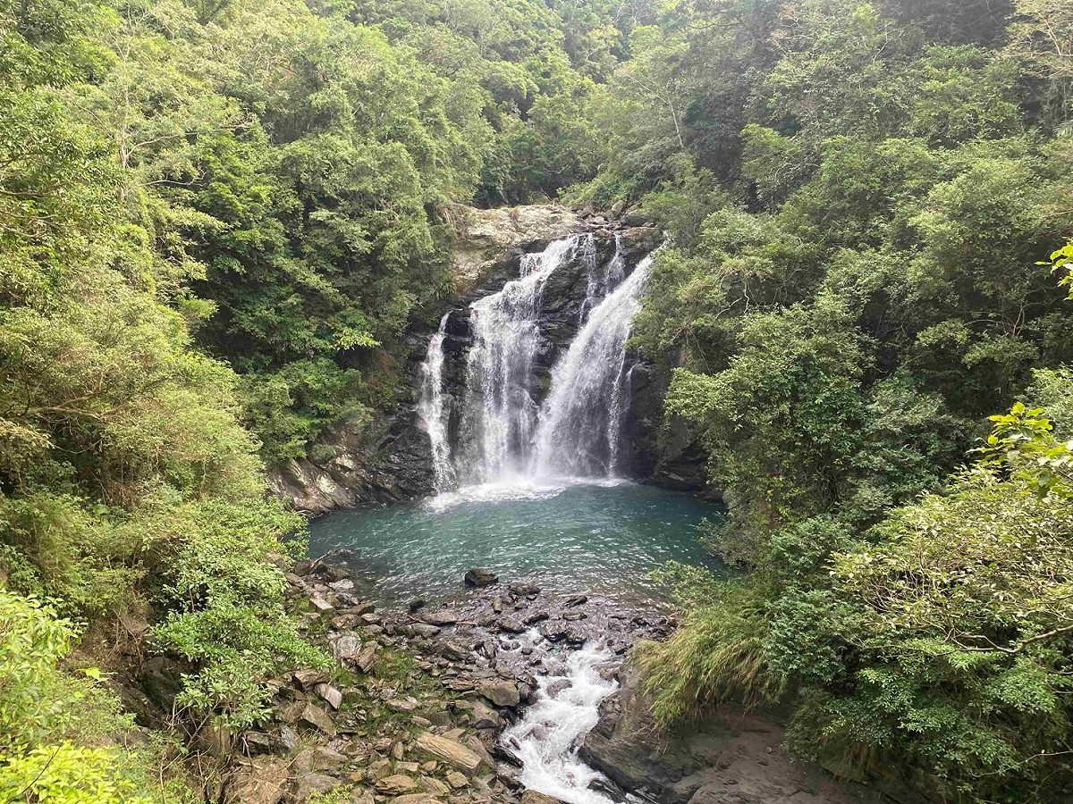 雙流國家森林遊樂區瀑布與溪流。 圖：陳彥叡先生／提供