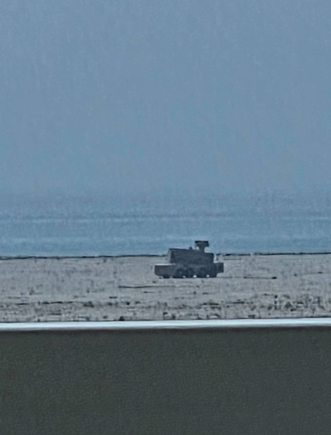 7 月 20 日，至少 3 套中國製造的 FK-2000 近程防空系統被發現部署於巴林海岸地區，其中一套已進入作戰展開狀態。 圖:翻攝自以色列飛飛