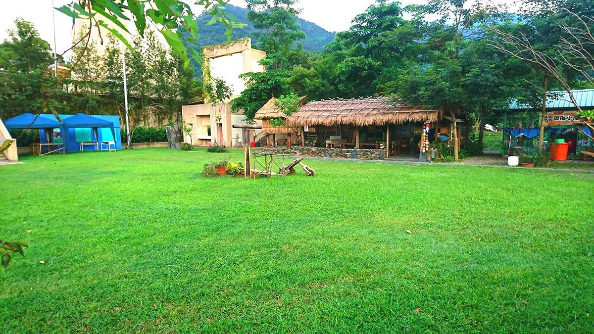 露營地管理作業要點規範許多土地利用事項，包括露營地位於山坡地、原民保留區、集水區等限制開發事項及涉及都市計畫、水土保持法、山坡地利用條例等，都應依相關規定辦理。（圖為長榮百合露營區） 圖：屏東縣政府／提供