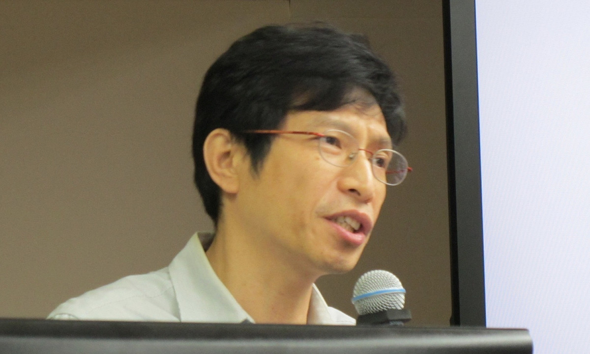 台灣高教產業工會秘書長陳政亮嗆勞動部長林美珠不適任。 圖：林朝億/攝