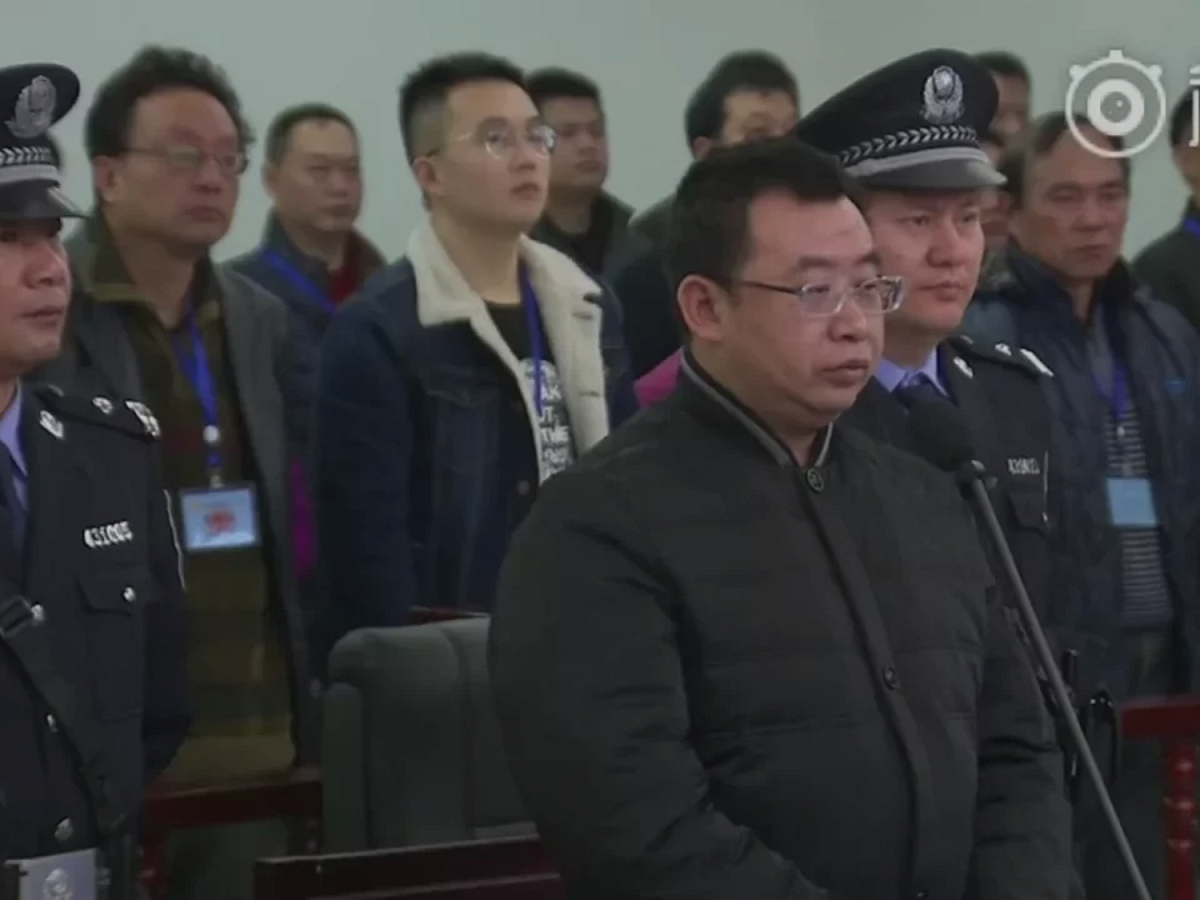 根據外媒的報導，江天勇昨天雖當庭表示不上訴，但是他的家人、人權團體和其他支持者曾在八月譴責他的審判是一場精心策劃的虛假表演。權利倡導者將判決稱為報復，因為江天勇曾幫助另一位律師謝陽曝光其在被拘禁期間遭受酷刑的消息。 圖：翻攝自Youtube