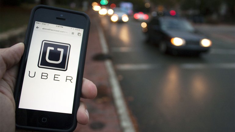 美國叫車服務業者優步公司（Uber）隱匿去年被駭客入侵導致數百萬筆用戶與駕駛人個資外洩，此事揭發後，多個國家的政府已對Uber展開調查。這是Uber連串爭議的最新一樁醜聞。 圖 : 翻攝自Infobae