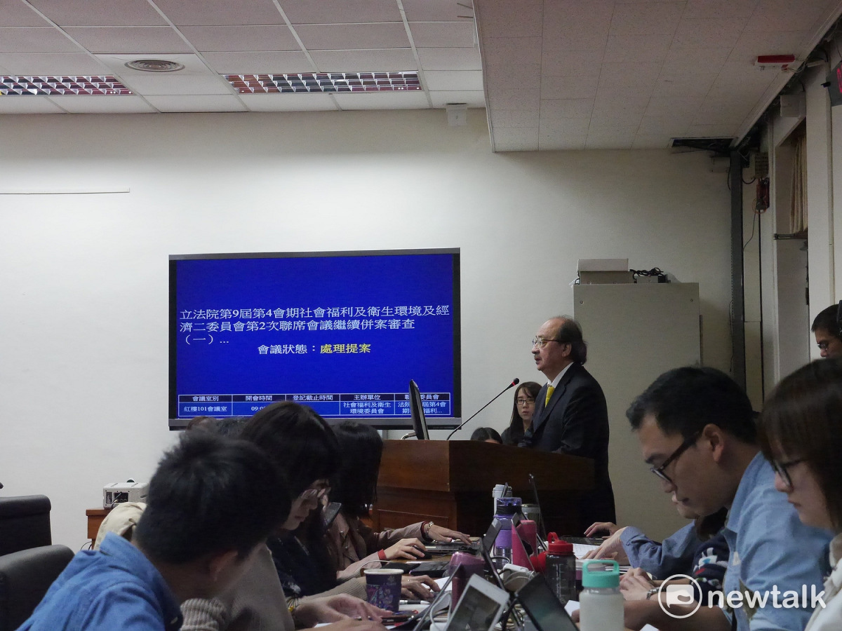 柯建銘批時力曾提「兩例」。 圖：黃韋銓/攝
