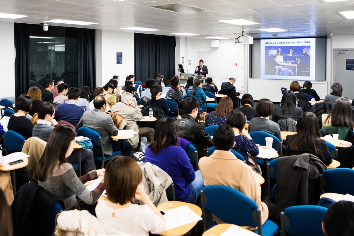 楊子葆認為台灣與英國同樣存在文化鴻溝問題，因此希望能透過創新的文化與科技結合方式，橫越文化鴻溝，促進文化平權，提升文化近用權。 圖：文化部/提供