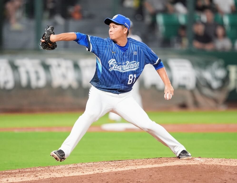 中華職棒富邦悍將隊左投陳仕朋（圖）重返一軍首戰，以94球投出9局完投完封，助隊以6比0擊敗統一7-ELEVEn隊，締造生涯首次百球內的「麥達克斯完封」。（富邦悍將隊提供）中央社記者蘇志畬傳真　115年7月23日