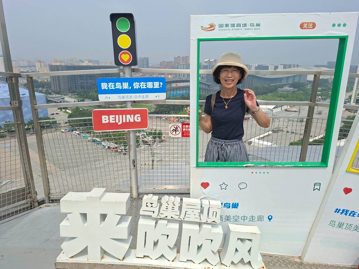 陳佩琪「中國高鐵急救孩童」，獲中國多個官媒高調報導，胡川安質疑，這段「巧合到極致」的高鐵救人記，究竟是醫者的熱心發揮，還是一場精準落款的政治宣傳秀？ 圖：翻攝陳佩琪臉書