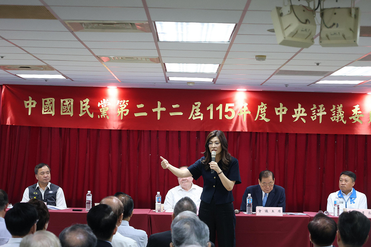 國民黨主席鄭麗文在國民黨中評會期間發表談話。 圖：國民黨/提供