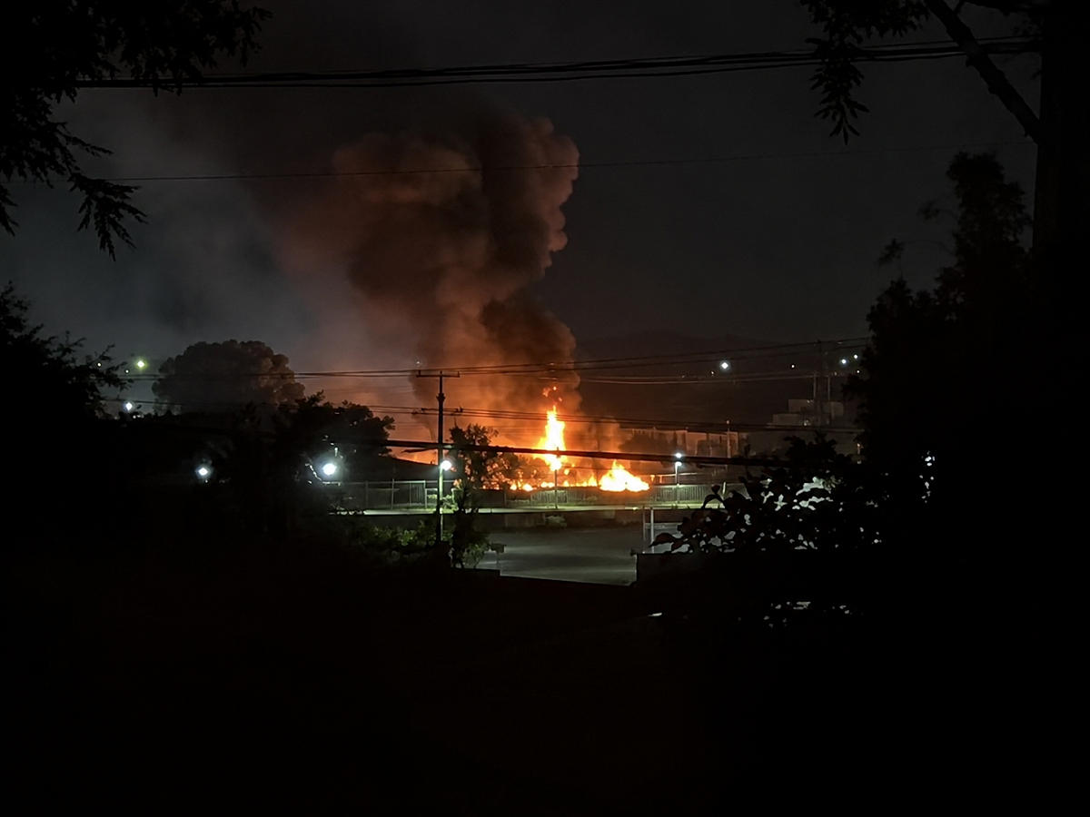 烏克蘭武裝總司令部以及總統澤連斯基當地時間27日表示，他們持續對俄羅斯境內「遠程打擊」，並打擊多項關鍵設施，攻擊距離最長達1300公里。 圖：翻攝自澤連斯基臉書