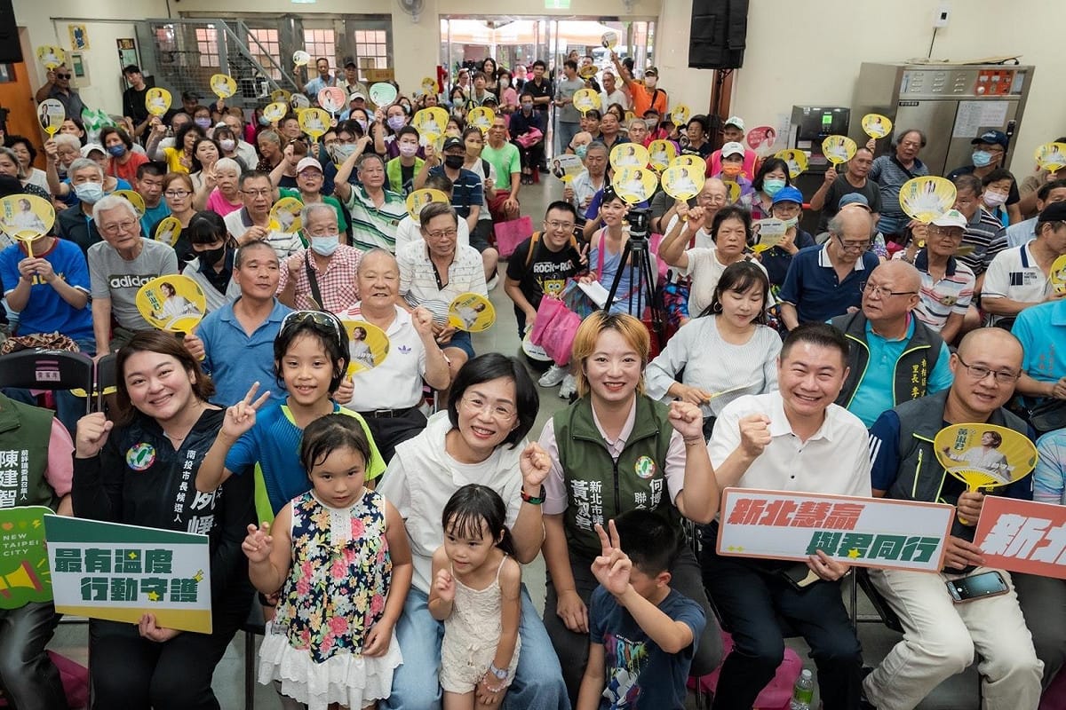 新北市長候選人、立法委員蘇巧慧今（25）日和新北市議員黃淑君共同舉辦座談會。 圖：蘇巧慧辦公室提供
